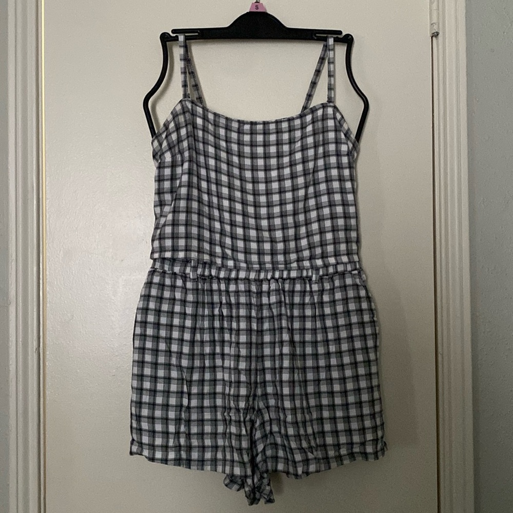 2 piece crop top and short set